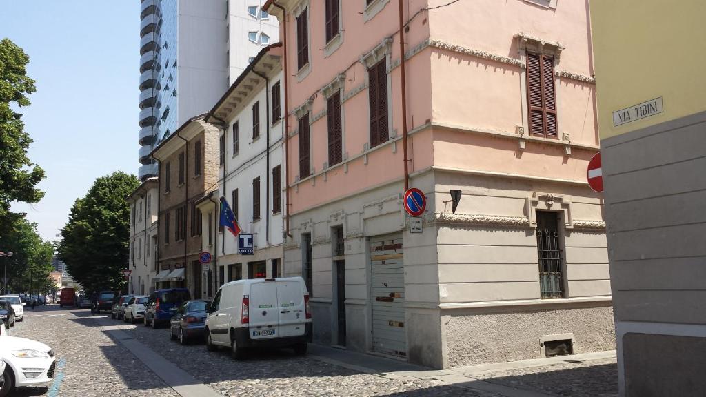 Hotel Astor Piacenza Exterior photo